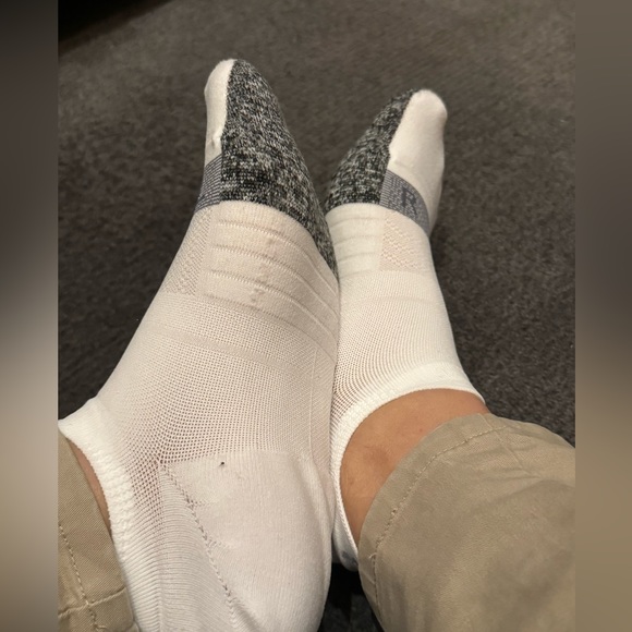 COPY - Under Armour White running socks - Picture 9 of 12